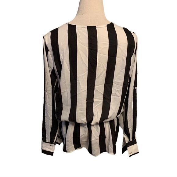 NWT Main Street Black & White Striped Peplum Top Sz L - Picture 3 of 7